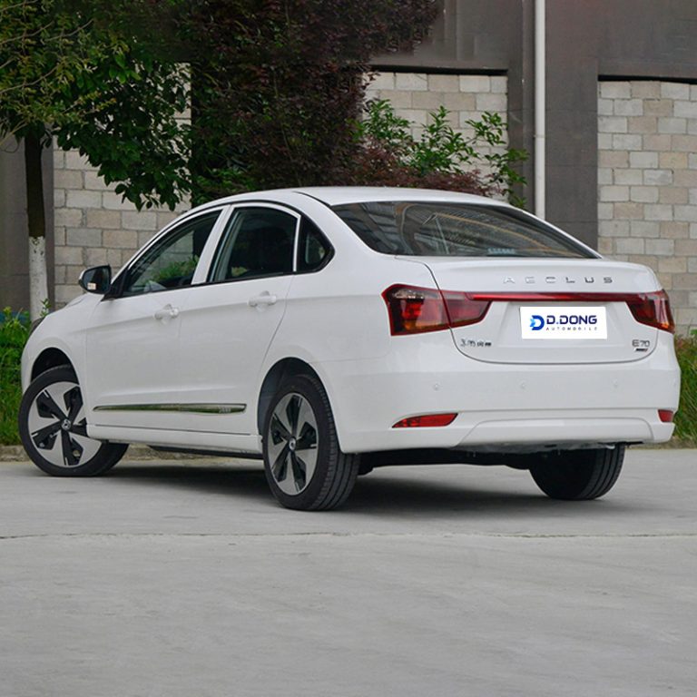 DongFeng-Aeolus-E70ev-Right rear