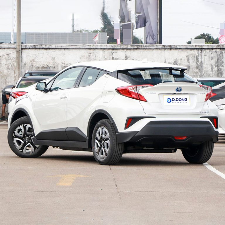 GAC-Toyota-C-HR-EV-Right-rear