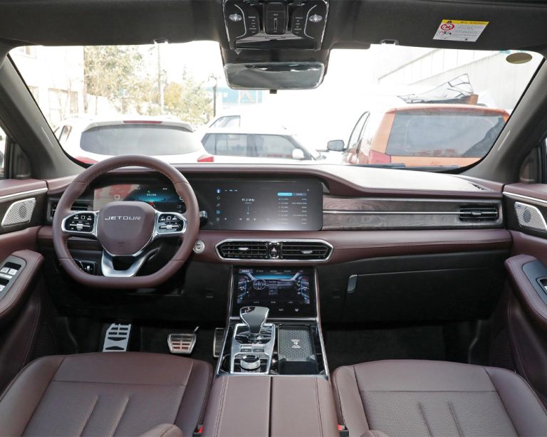 JETOUR-X90-Interior