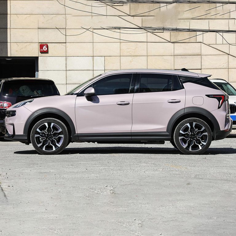 LYNK&CO-06 Phev-Side