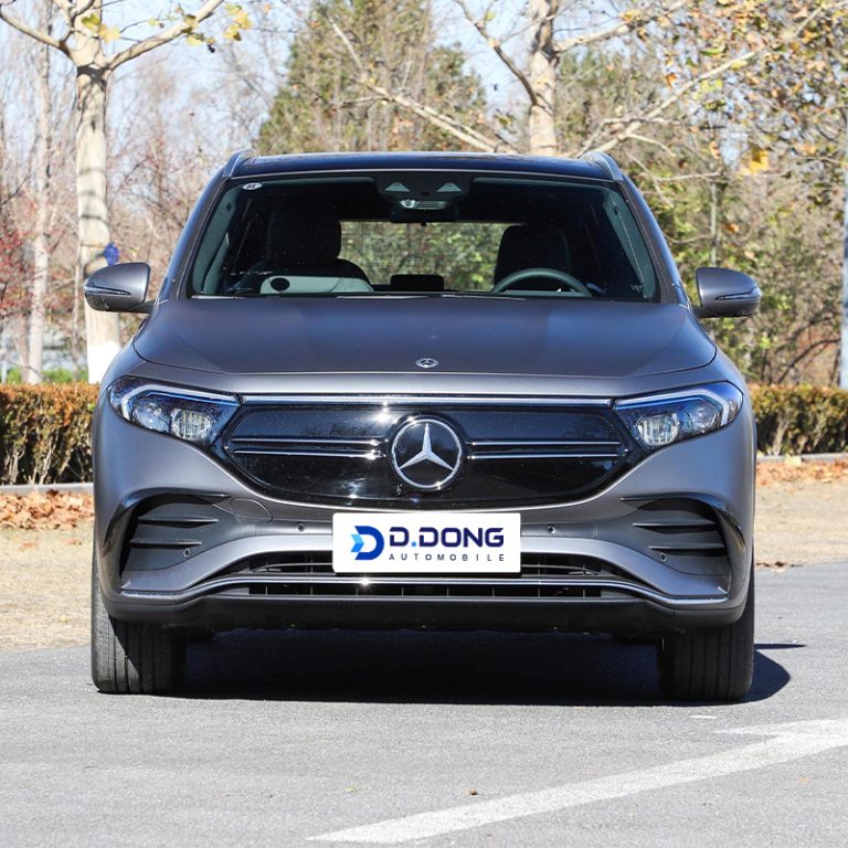 Mercedes-Benz EQA-Front plus