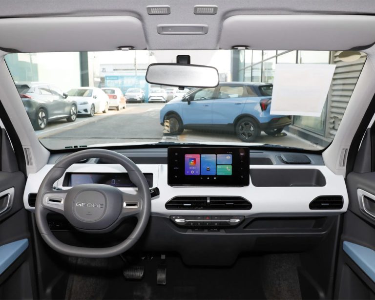 Geely-Panda-Mini-Interior