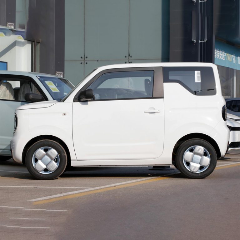 Geely-Panda-Mini-Side