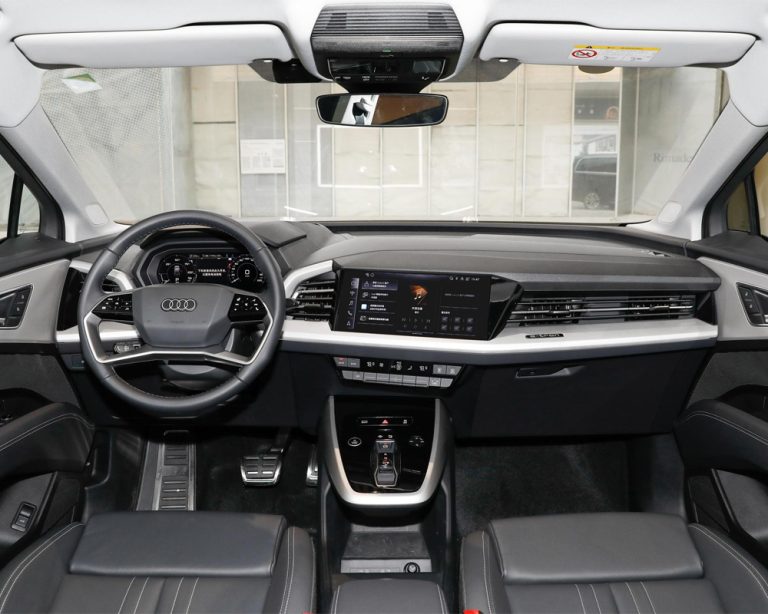 SAIC-Audi-Q5 E-tron-Interior