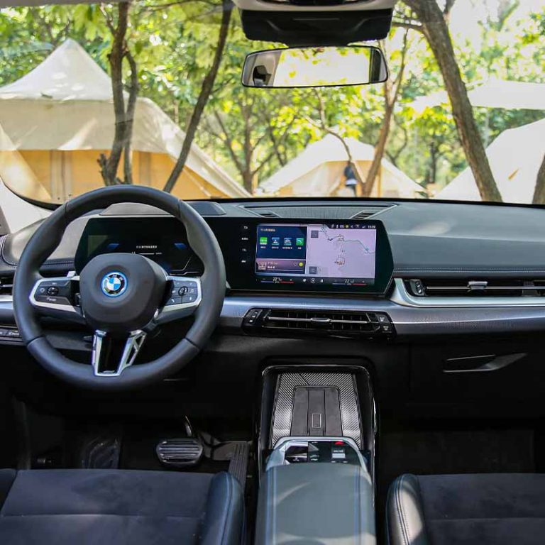 BMW-iX1-Interior